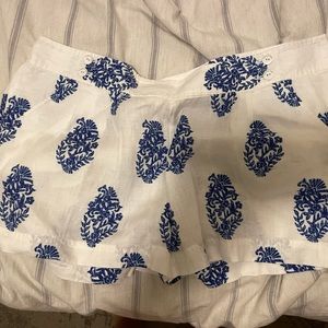 Vineyard vines white and blue linen side zip shorts